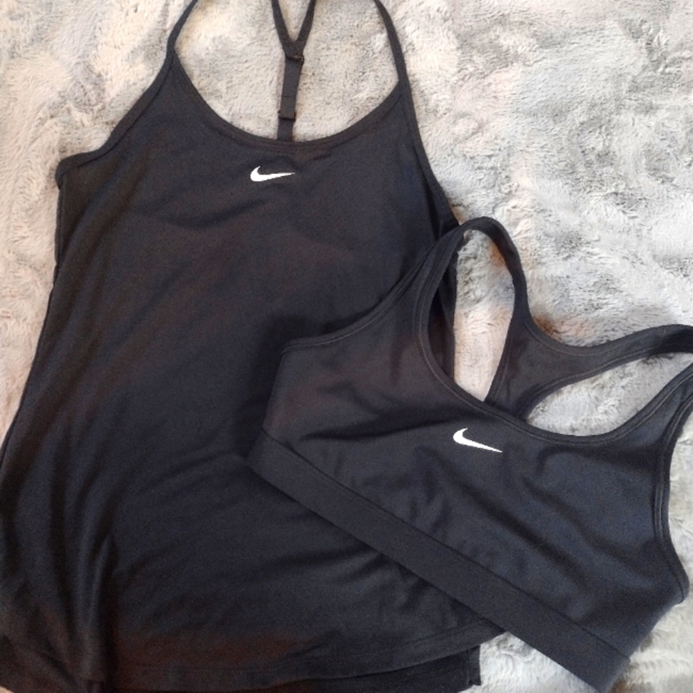 NWOT Nike Tank And Bra Set